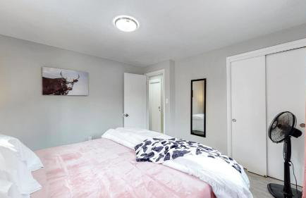 Arvada Private Family Home with Two King Beds - Foto 19