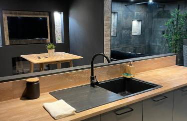 Spa & Love Exotic - Balnéo - Sauna - Parking - Foto 23