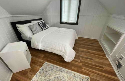 Cozy Home near O HARE fast internet 6 cars parking space - Foto 39