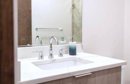 Urban Modern Living PERFECT for long term stays - Foto 29