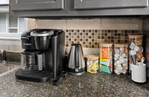 Cozy Mid Century Oasis with 2 KING beds - Foto 32