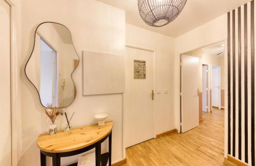 L'îlot Zen- Idéal pour famille-Groupe-Pro-Double Parking-highwifi-Aeroport Orly 8min-Paris30min - Foto 7