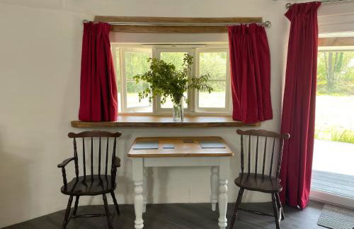 Buzzard's Nest Glamping Walnut - Foto 3