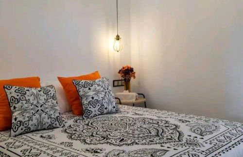 Stylish and Spacious Studio -4 minutes walk to Beach - Photo 4