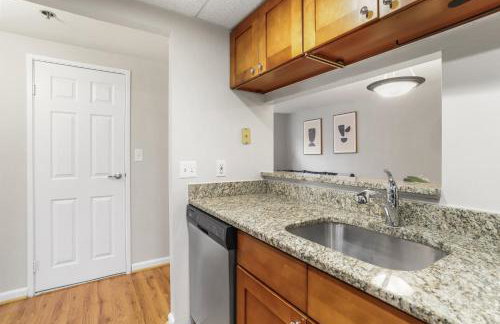 Apartment Steps from Pentagon City Metro - Foto 16