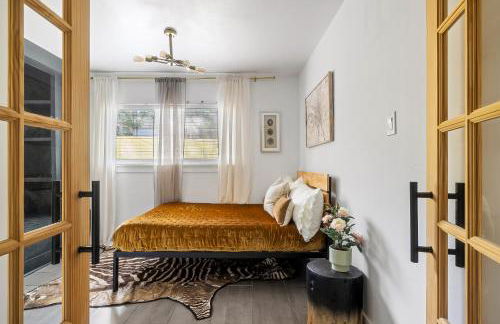 San Marcos 5BR Retreat with Pool Near TXST - Foto 14