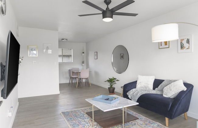 Contemporary Condo in Central Biltmore - Foto 11