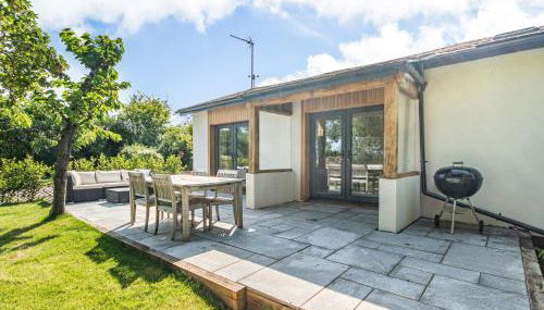 The Paddock - Photo 3