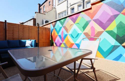 North Rd Apartment with Garden by N And N Stays Ltd, Close to vibrant Gloucester Rd with plenty of restaurants and shops near by, free on street parking - Foto 31