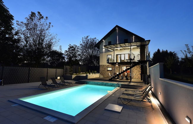 Villa Luana - Photo 18