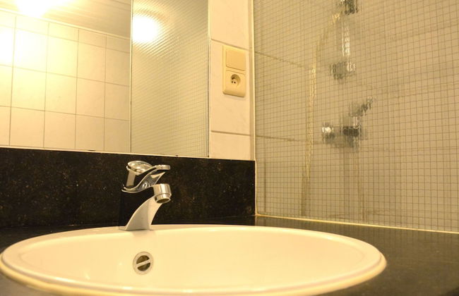 Group Escape by Molignee River - Foto 20