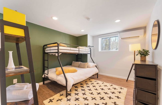 Birchwood by Avantstay Game Room + Lake Access - Photo 8