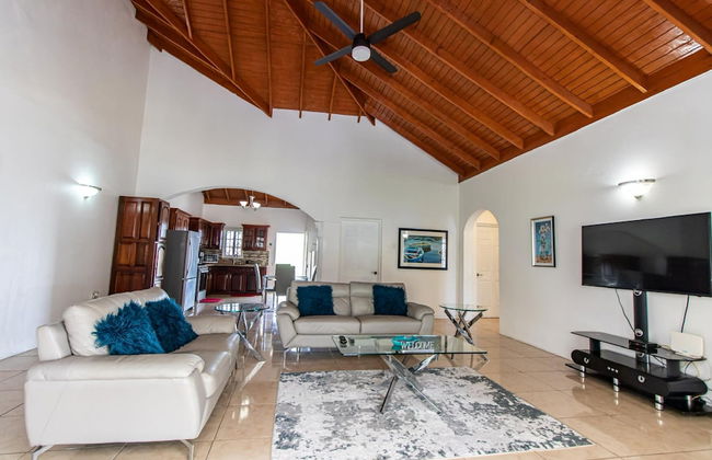 Runaway Bay Gem in Runaway Bay - Foto 1