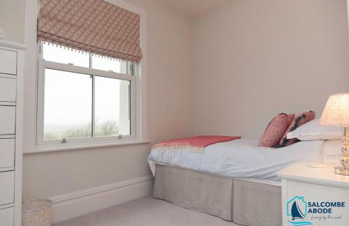 Ultimate Coastal Luxury - 5 Bed, Spacious, Parking, Hot Tub - Foto 35