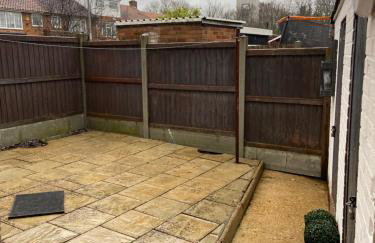 Contemporary 2-Bed House near Basildon Station - Foto 21