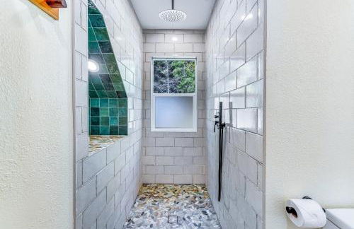 Stunning 3BR with ridge top views and hot tub - Foto 28