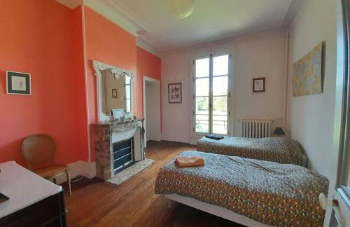 Aile Château La Chapelle du Bois des Faulx - Foto 9