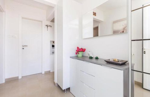 4 Bedroom Beautiful Home In Rukavac - Photo 40