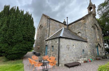 KIRK - Gorgeous church in the heart of Fife converted into a warm home - Foto 1