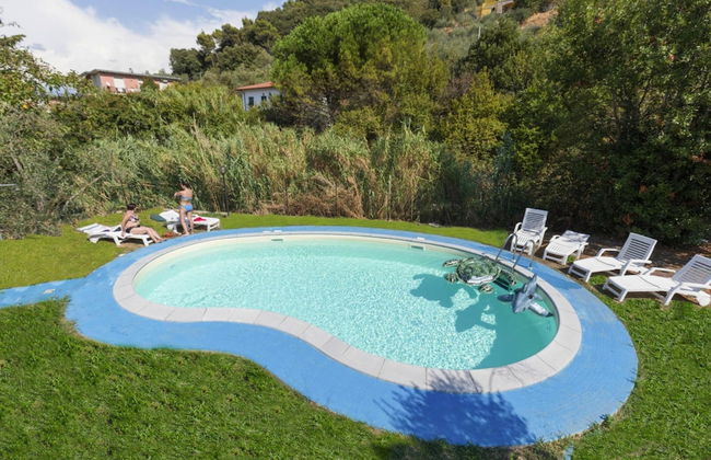 Lovely Holiday Flat With Shared Pool in Lerici - Foto 1
