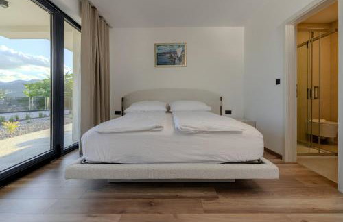 Villa Isabel - Luxury Apartments with Heated Pool & Sea View - Foto 18