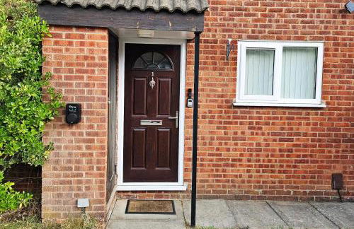 Willow Retreat - House in Burbage- Sleeps2- Garden - Photo 23