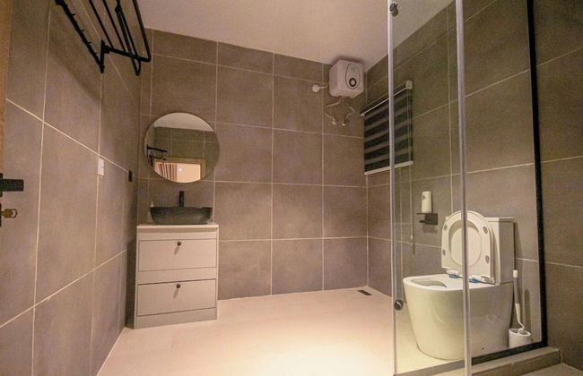 Benin City Blissful Apartment - Cozy 2BR Retreat - Foto 8