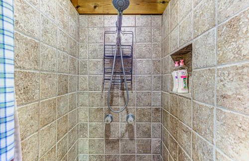 Charming Lakeview Cottage with Lake Access - Foto 22