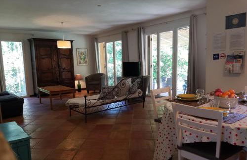 Entre Nîmes et Arles - Foto 3