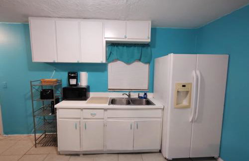 GpL 5542 Cozy Getaway with bright colors & full kitchen - Foto 3