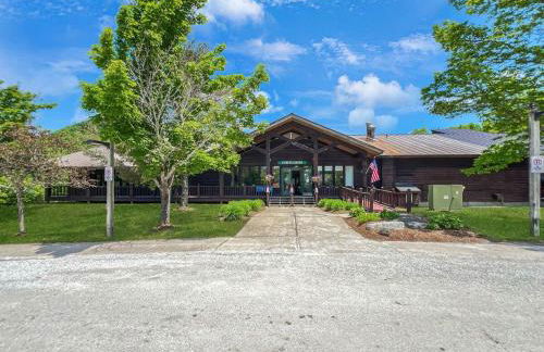 Pico Village Resort by RedAwning - Photo 28