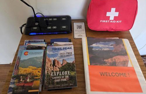 Views of Pikes Peak - Sleeps up to 10 - Foto 13