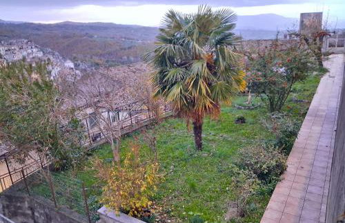 Giardino San Gerardo Maiella vista Castello e con parcheggio interno privato - Foto 6