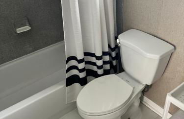 Home away from Home Near Ybor City, Cruise Port, and Downtown Tampa - Foto 18