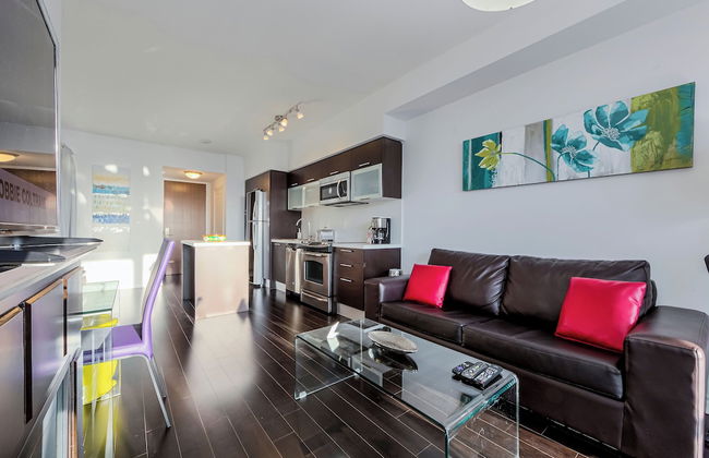 Altitude Suites on Yonge - Foto 1