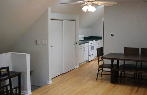 ENTIRE BUILDING-Walk to Lincoln Park or The Beach - Foto 30