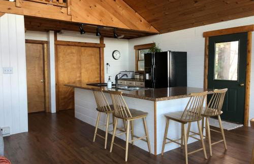 Modern Mountaintop Cabin with a gorgeous view - Foto 33