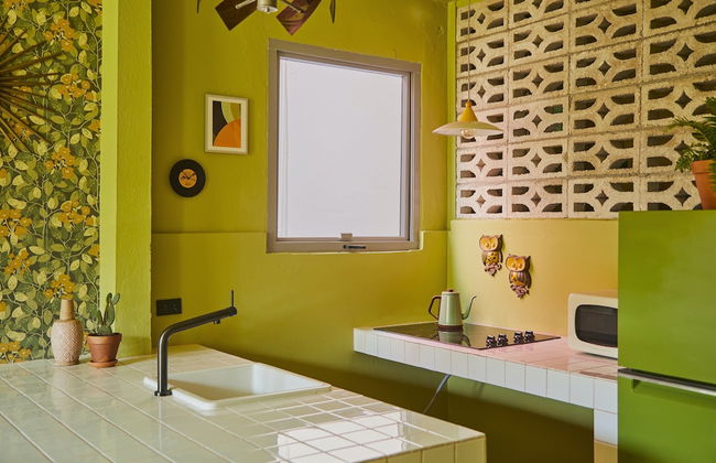 MOOD HAUS by DW - 70's Retro Stays - Photo 23