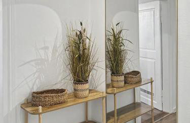 MEGHA Living - 2 Zimmer Appartments mit Küche - Zentral - Foto 35