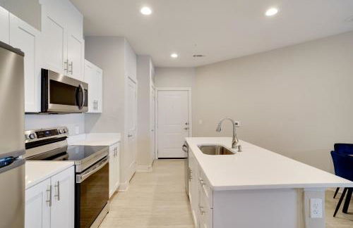 Pool Access, 1 Mi to Shops and Eats Crowley Rental - Foto 11