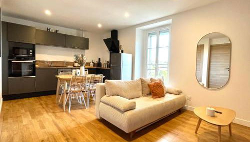 Appartement calme et cosy proche centre vue château - Foto 2