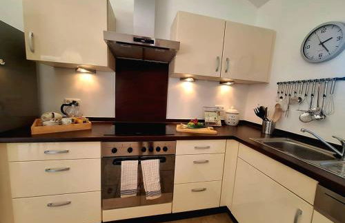 Luxuriöses, familienfreundliches Ferienhaus ,,Amy,, mit Whirlpoolwanne, Kamin und Garten - Foto 10