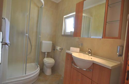 Holiday home Marina- beachfront, sea view and free parking - Photo 22