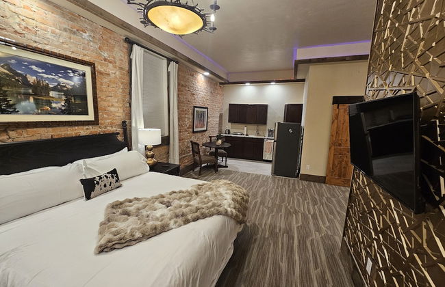 Eaglescape Suites and Event Center - Photo 7