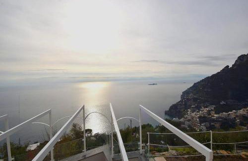 VILLA LA TAGLIATA spectacular jacuzzi tub amazing view and private parking garage - Photo 47