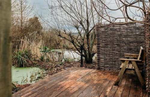 Heron's Perch- A pond-side retreat with cinema room - Photo 43