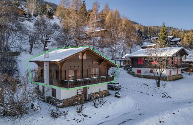 Chalet Noisette Authentic Swiss Chalet Perfect for Families - Photo 2