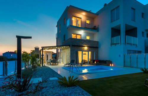 Villa Buzuk - Foto 1