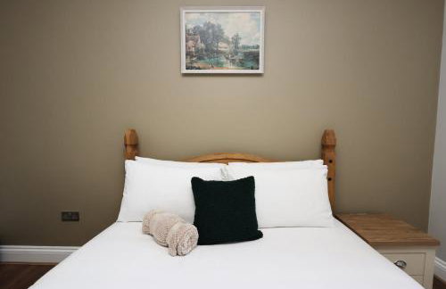 Modern Comfort 4 Bedrooms and Great Location - Foto 26