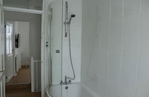 Central Worthing, 3 bedrooms, 600m from beach - Foto 22